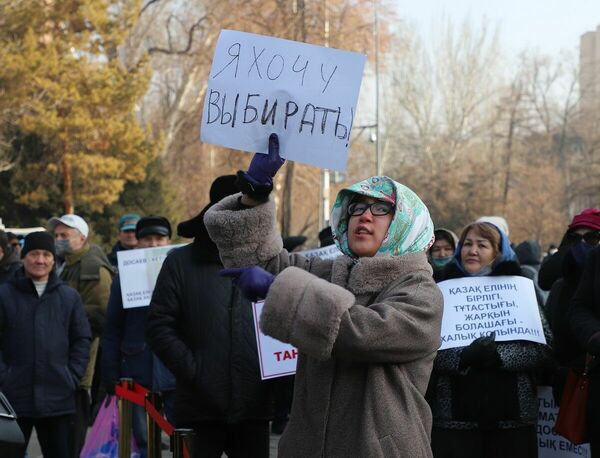 Кричали женщины: ату! Но в воздух чепчик не бросали