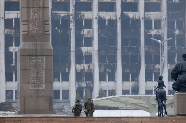 Авторы за бортом