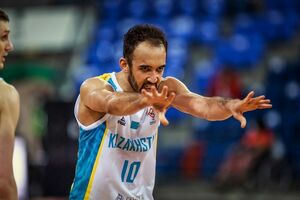 Вырвались  в лидеры