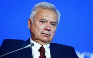 Олигархи  в минусе