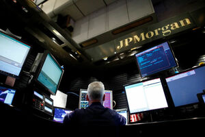 Дефолтная волна накроет...