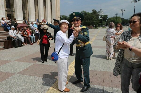 Цените нас  в мирное время