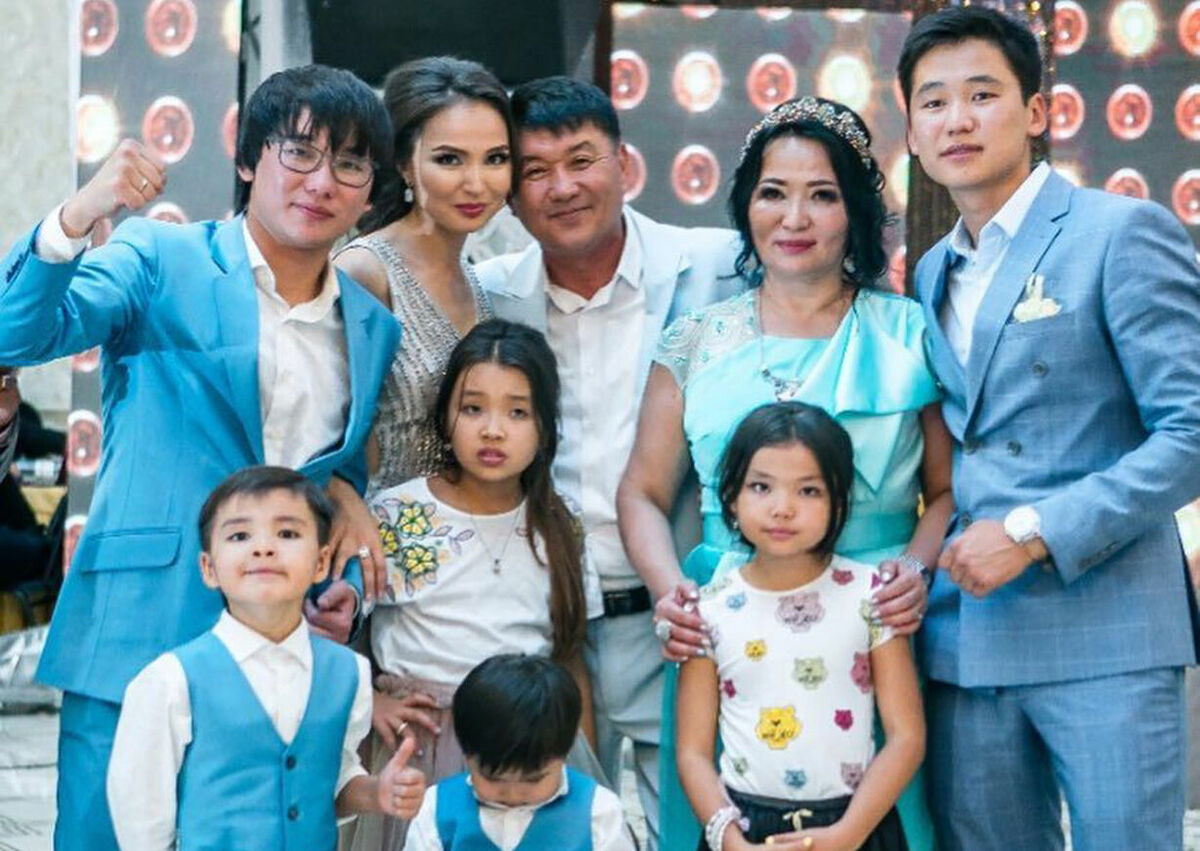 Как дела, келинка?