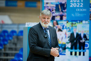 Ушёл по-тихому, по-английски