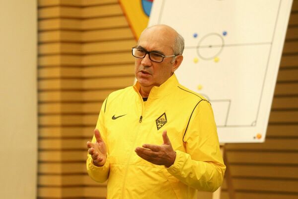 Свободный тренер