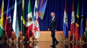 Оторвать Латинскую Америку