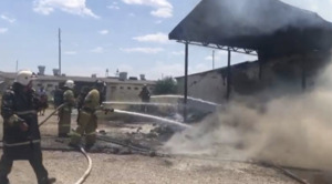 Пожар произошел в индустриальной зоне Шымкента