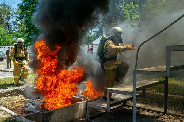 Огонь, вода  и немножко дыма