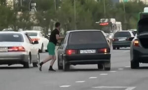 Напал на автомобилиста с ломом: полиция Алматы задержала участников инцидента