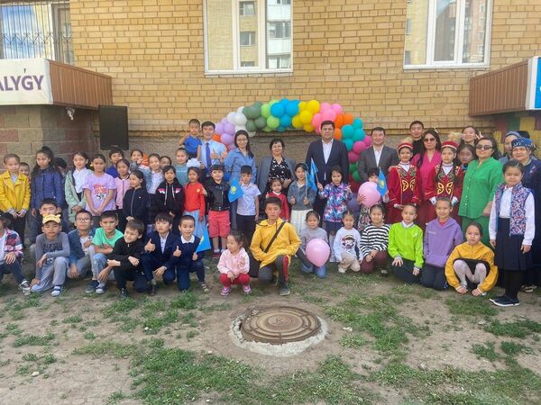 “Слышащее”  да услышит