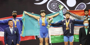 Казахстанский тяжелоатлет стал чемпионом Азии