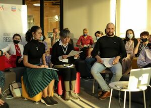 Вы только пишите детям на радость