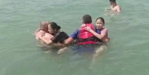 Тонувших девочек-близняшек спасли на Капшагайском водохранилище