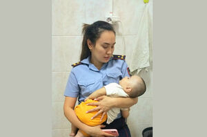 На плач младенца