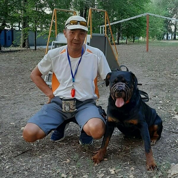 Ты меня уважаешь?