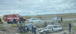 Два авто выбросило в кювет в смертельном ДТП в Карагандинской области