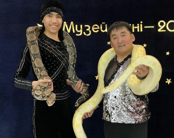 Когда змеи теплее людей