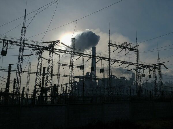 А зима катит в глаза...