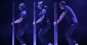 На сцене -  злоба дня