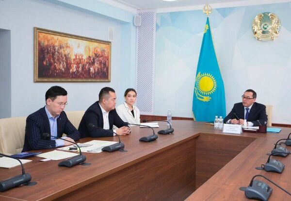 Сами с усами!