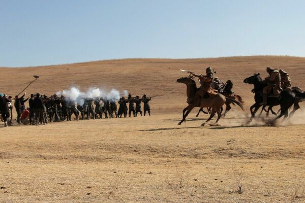 Новый взгляд, а кони прежние