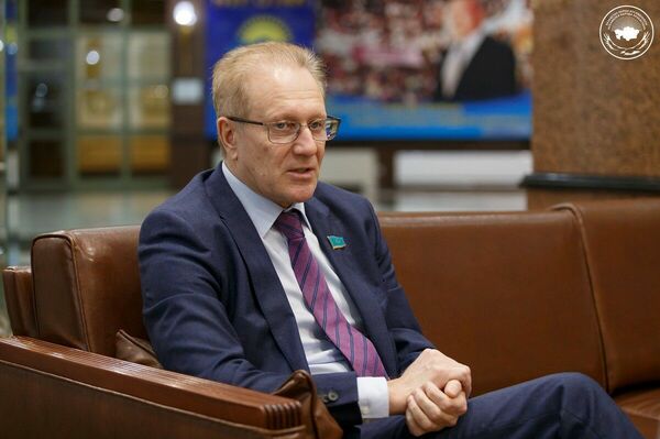 Альберт РАУ: Это закон  о человеческих отношениях