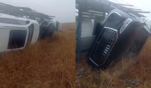 Автовоз под управлен­ием пьяного водителя перевернулся с шест­ью авто в Ак­молинской области