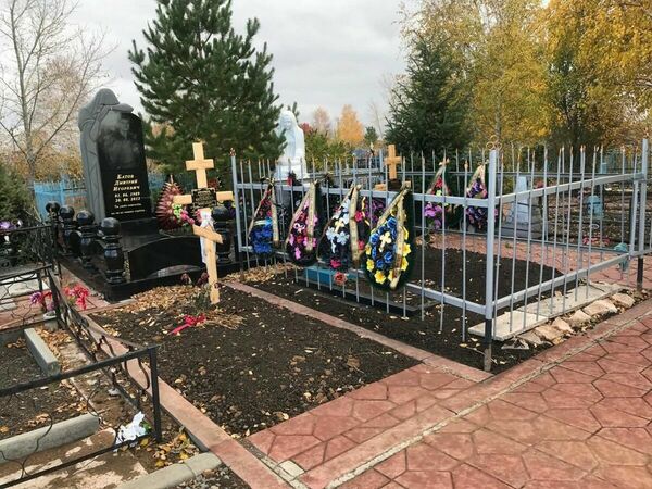 Живой отомстил мёртвому