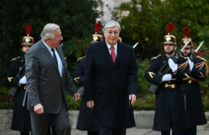 Токаев встретился с председателем Сената Франции