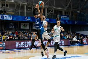 Безоговорочный аутсайдер