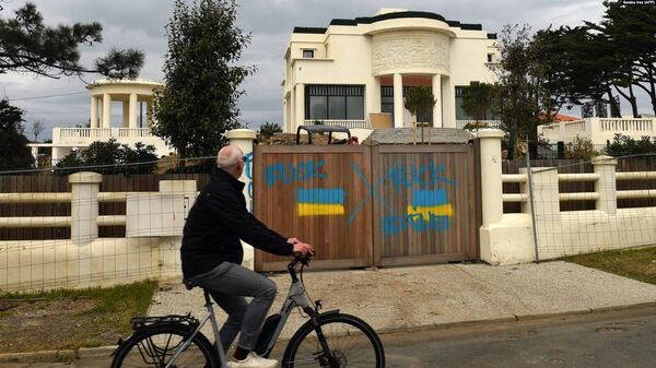 Беженец беженцу рознь