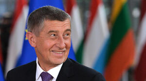 Премьер чист