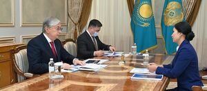Токаеву представили стратегию развития «Казпочты»