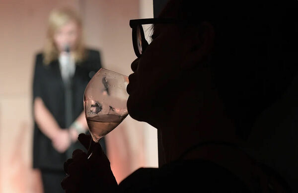 Подделки набирают очки