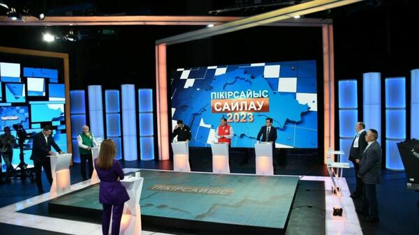 За словом в карман не полезут?