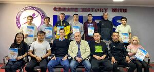 Прослушали курс - бегом на поле