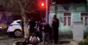 Патрульная машина врезалась в дом после столкновения со скутером в Шымкенте