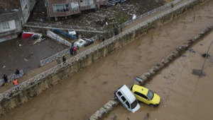 14 человек погибли в результате наводнения в Турции