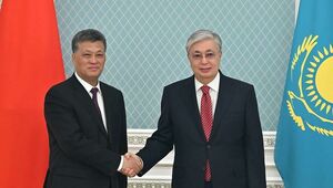 Токаев принял секретаря парткома КПК Синьцзян-Уйгурского автономного района КНР