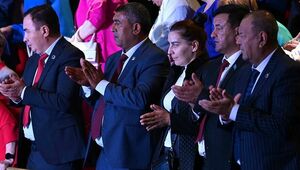 Токаев на фоне сессии Ассамблеи народа Казахстана наградил ряд граждан орденами и медалями