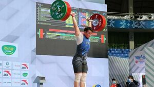 Казахстанец Нургиса Адилетулы стал чемпионом Азии по тяжелой атлетике