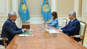Токаев принял председателя Союза писателей Мереке Кулкенова