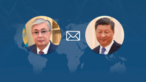 Токаев поздравил Си Цзиньпина с 70-летним юбилеем