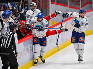 Разорвали цепь неудач