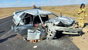 Двое госпитализированы в результате ДТП с участием грузовика в Актюбинской области