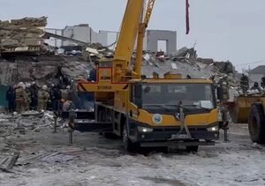 Арендатор разрушенного взрывом кафе взят под стражу на время следствия в Уральске