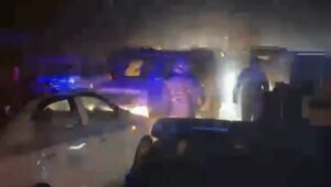 40 автомобилей оказались заблокированными на трассе в ВКО из-за непогоды