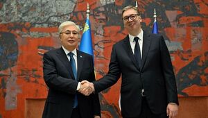 Токаев поздравил президента Сербии с Днем государственности