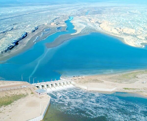 С дном рождения, Арал!