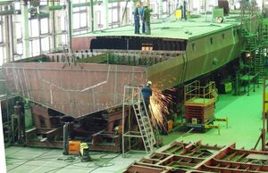 В ущерб своей экономике и обороноспособности?